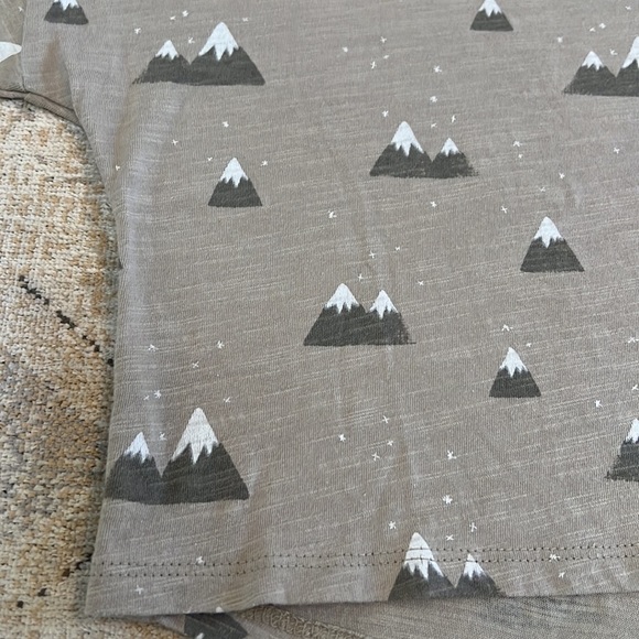 Rylee + Cru Longsleeve - Picture 2 of 7